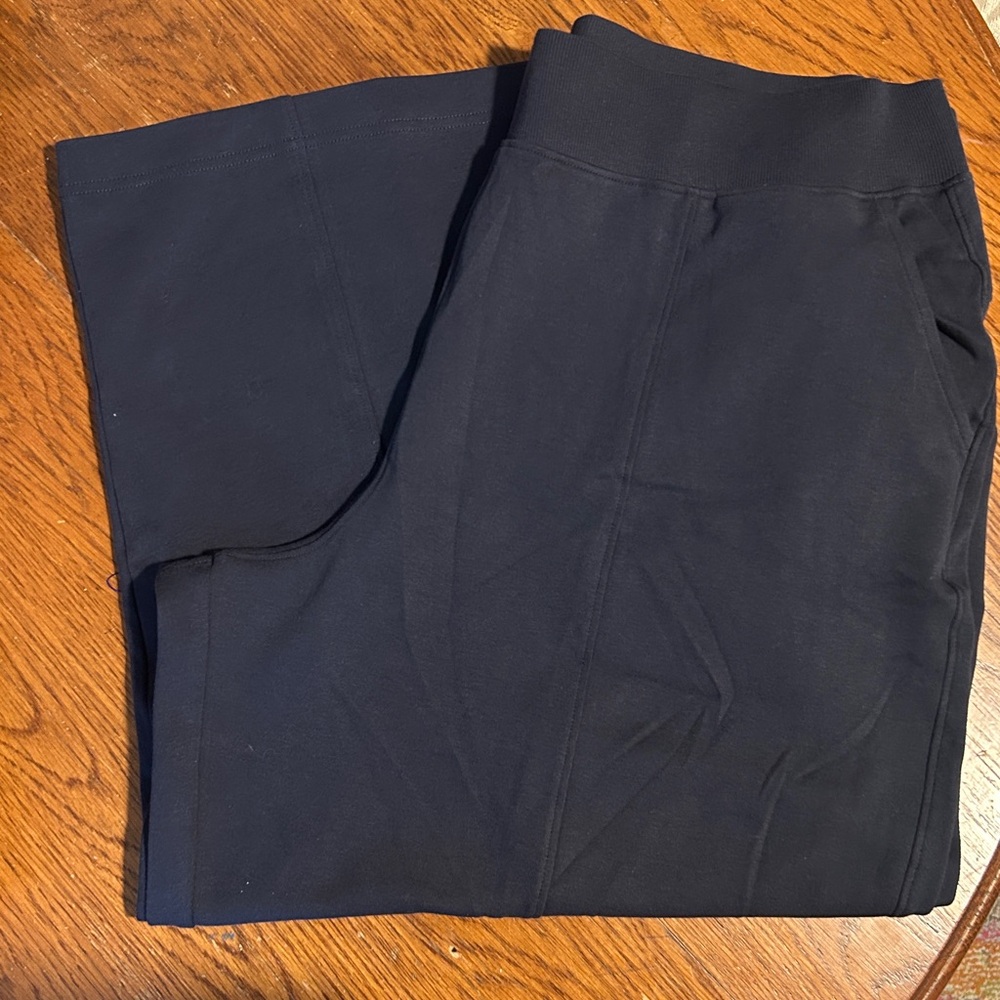Pact Organic Airplane Pintuck Wide Leg Pant - Picture 2 of 4